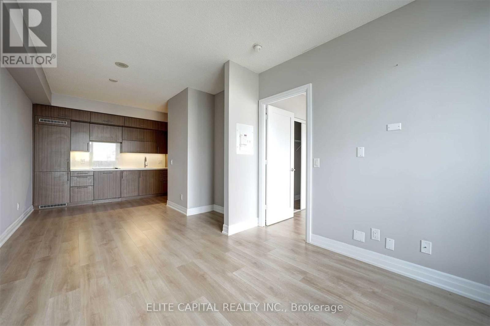 2721 - 5 Sheppard Avenue E, Toronto, Ontario M2N 2Z8 - Photo 4 - C13619632
