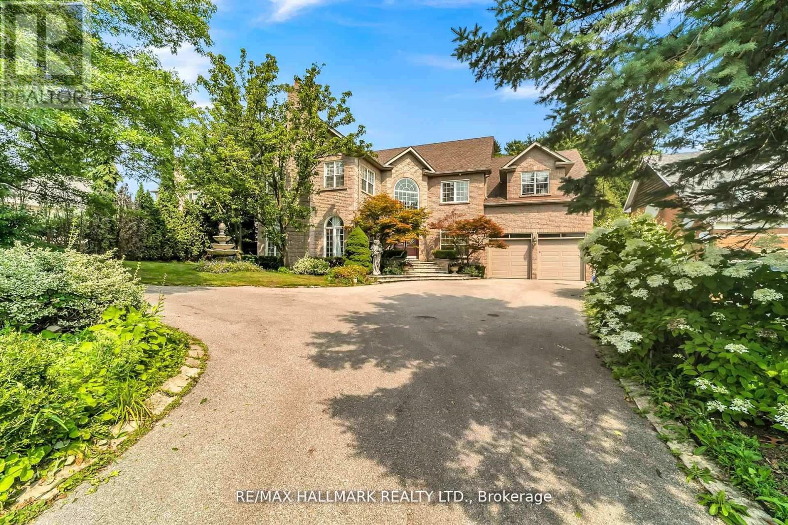384 Kennedy Street W, Aurora, Ontario  L4G 5M6 - Photo 1 - N13619622