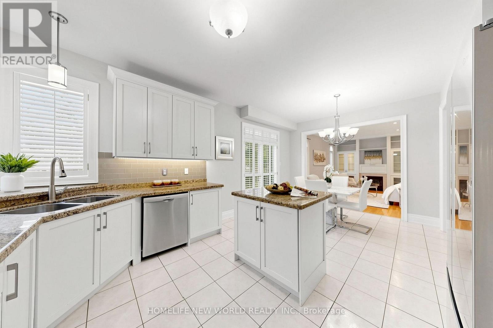 32 Casa Nova Drive, Vaughan, Ontario  L4H 3A1 - Photo 14 - N13619670