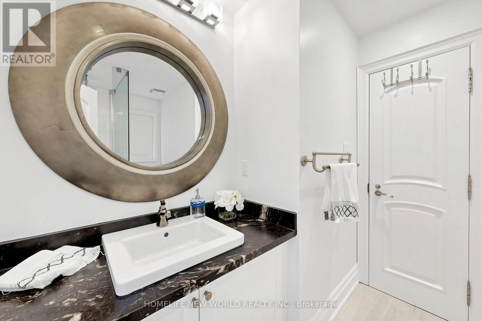 32 Casa Nova Drive, Vaughan, Ontario  L4H 3A1 - Photo 37 - N13619670