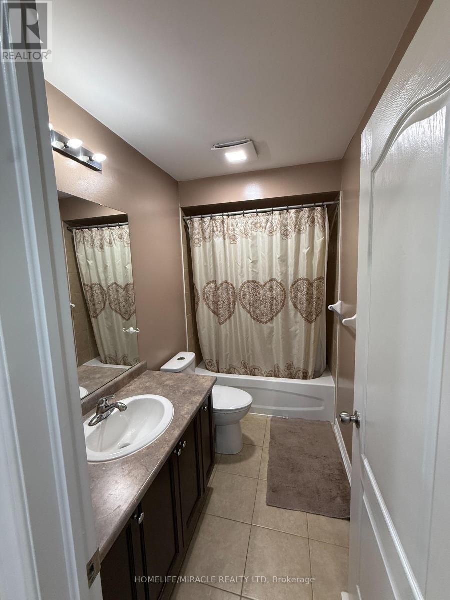 20 Country Ridge Court, Brampton, Ontario  L6P 3S2 - Photo 33 - W13619712