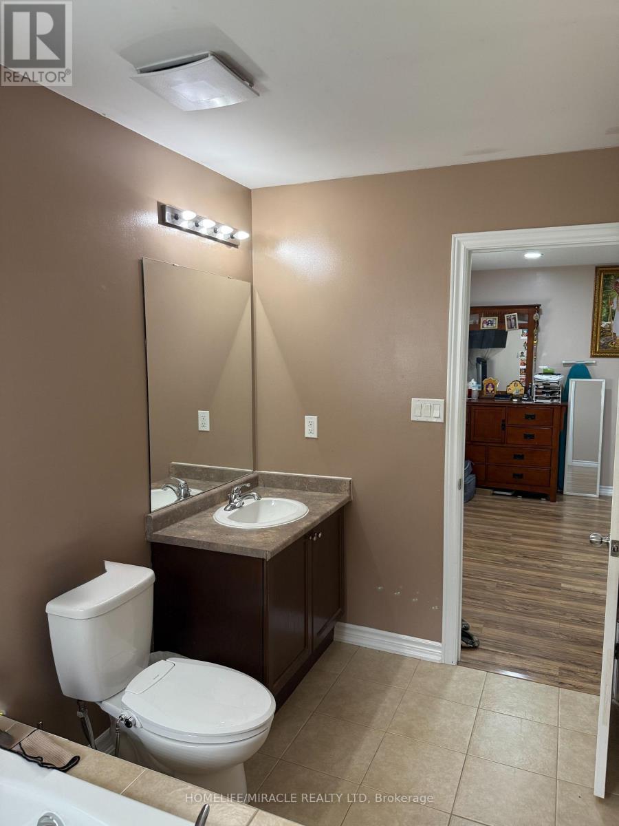 20 Country Ridge Court, Brampton, Ontario  L6P 3S2 - Photo 45 - W13619712