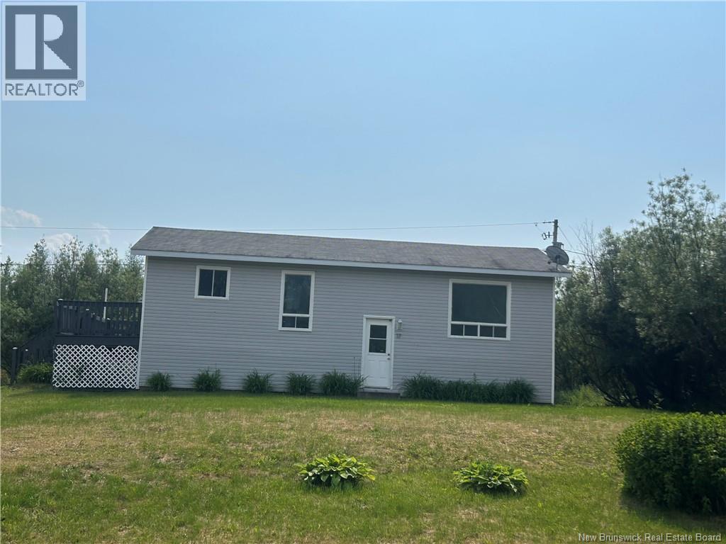17 Poirier Avenue, Poirier Subdivision, New Brunswick