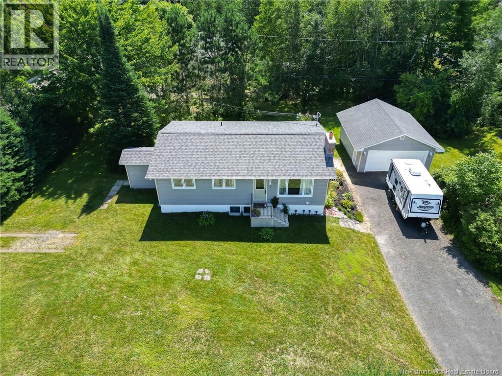 184 Diamond Street, Fredericton, New Brunswick  E3G 7V1 - Photo 3 - NB144774