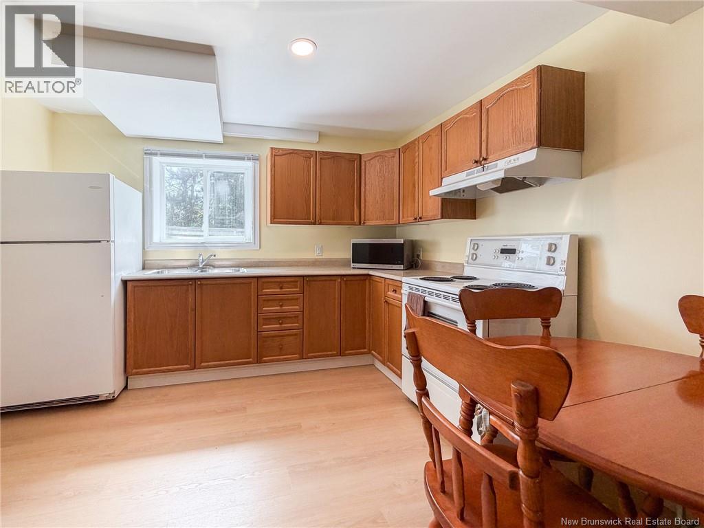 184 Diamond Street, Fredericton, New Brunswick  E3G 7V1 - Photo 30 - NB144774