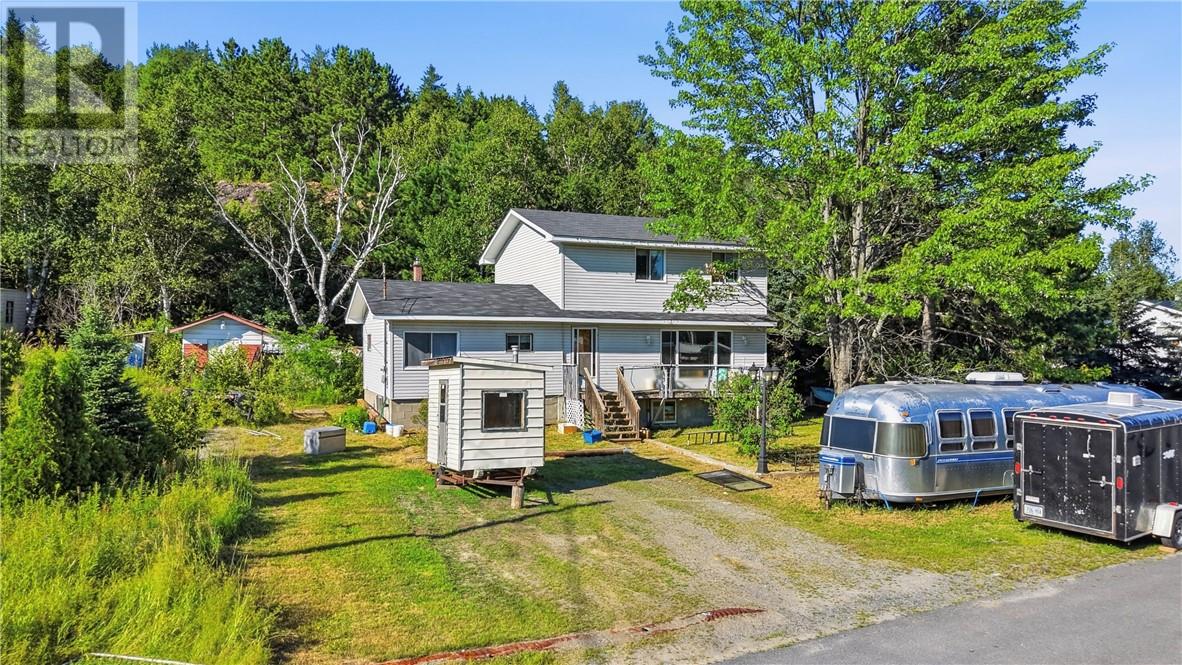25 SAVARD Road, wahnapitae, Ontario
