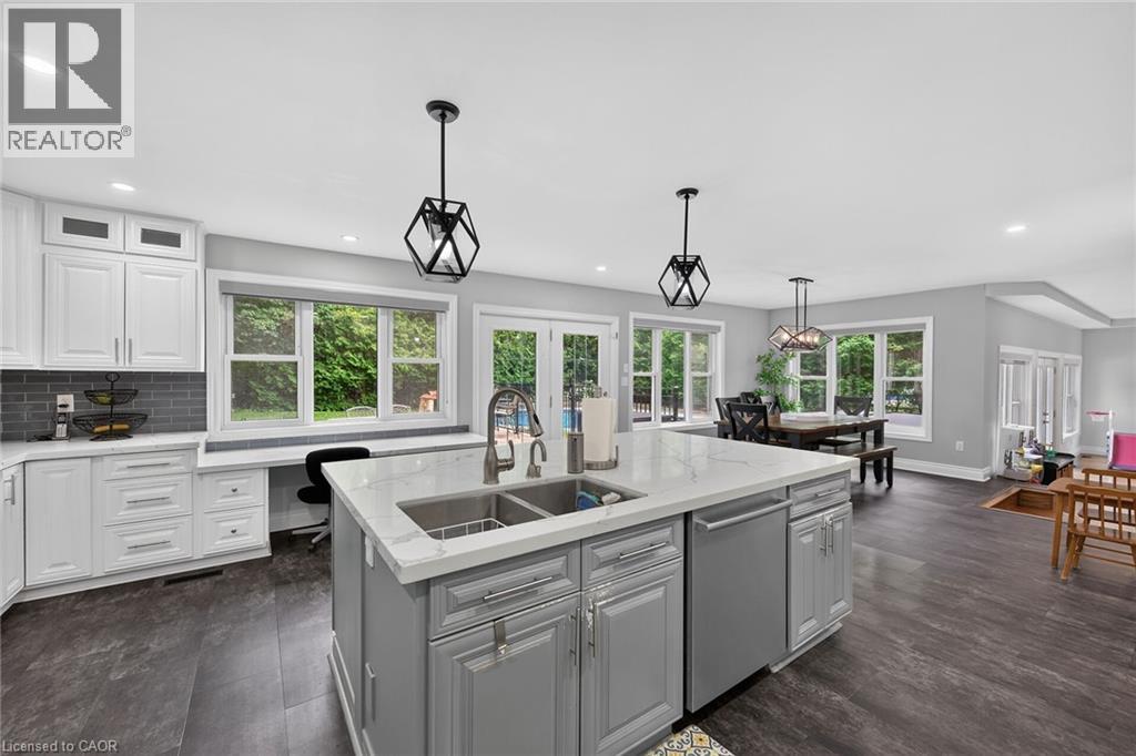 161 Lloyminn Avenue, Ancaster, Ontario  L9G 1H7 - Photo 12 - 40846439
