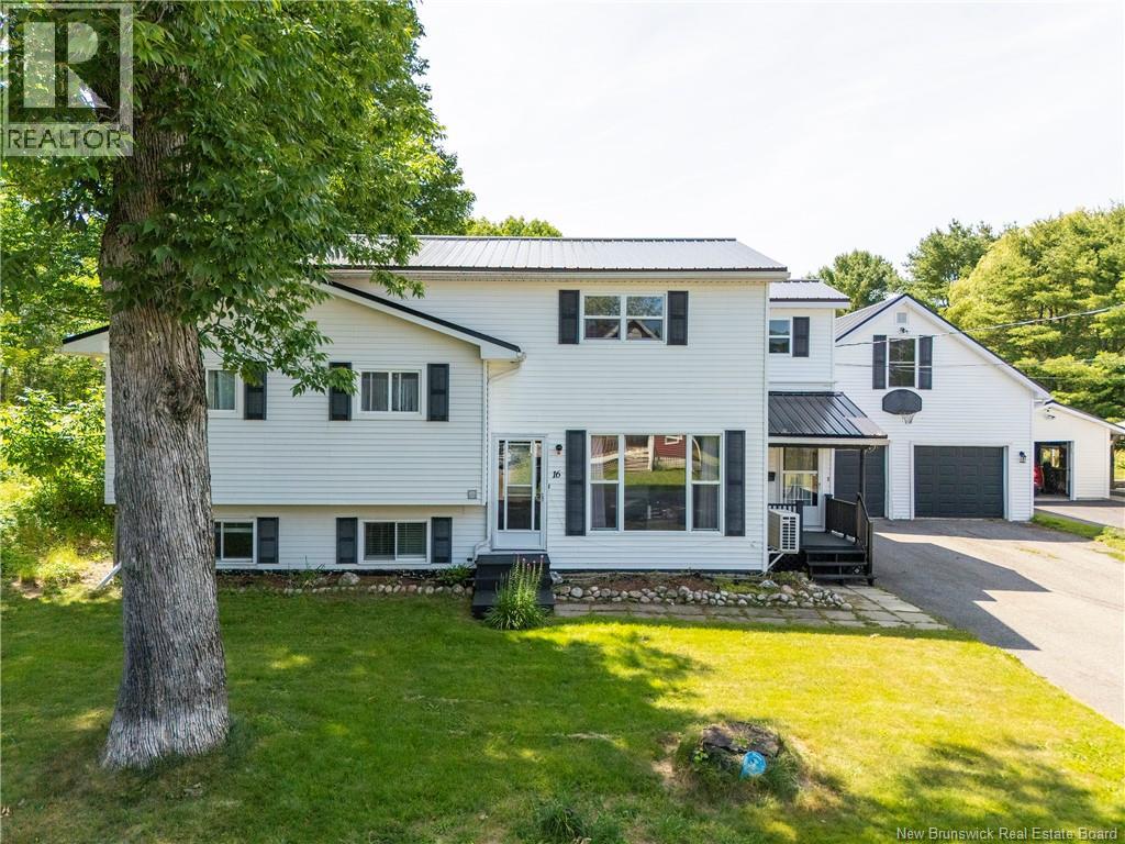 16 Elm Street, St. Stephen, New Brunswick  E3L 2S3 - Photo 1 - NB144935