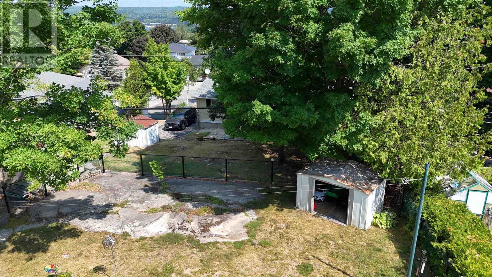 7 Holt Pl, Elliot Lake, Ontario  P5A 1V3 - Photo 3 - SM261990