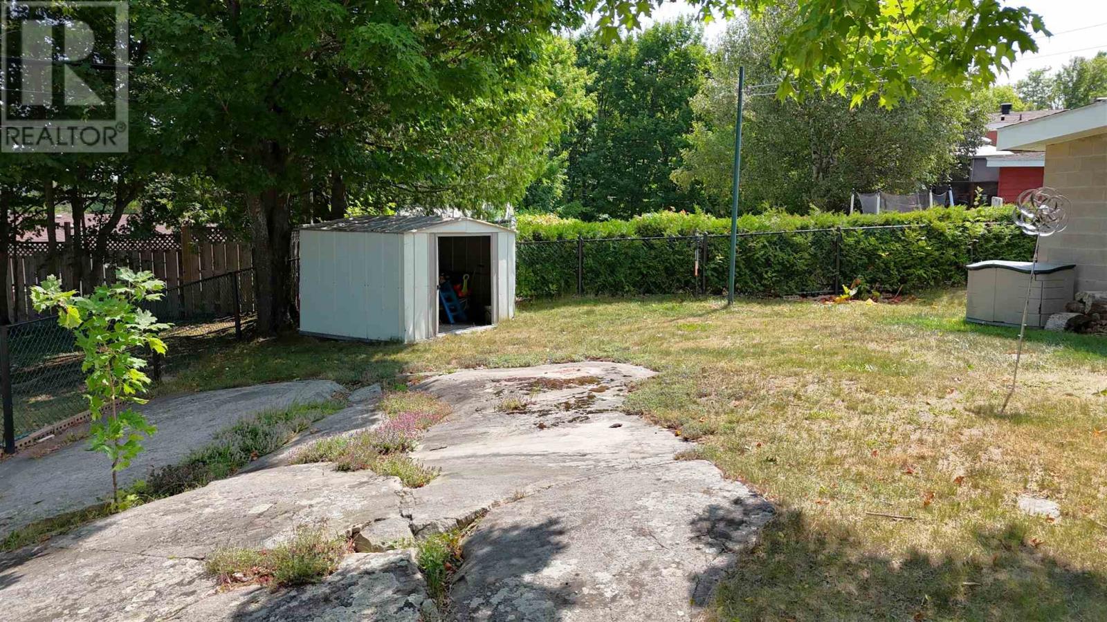 7 Holt Pl, Elliot Lake, Ontario  P5A 1V3 - Photo 5 - SM261990