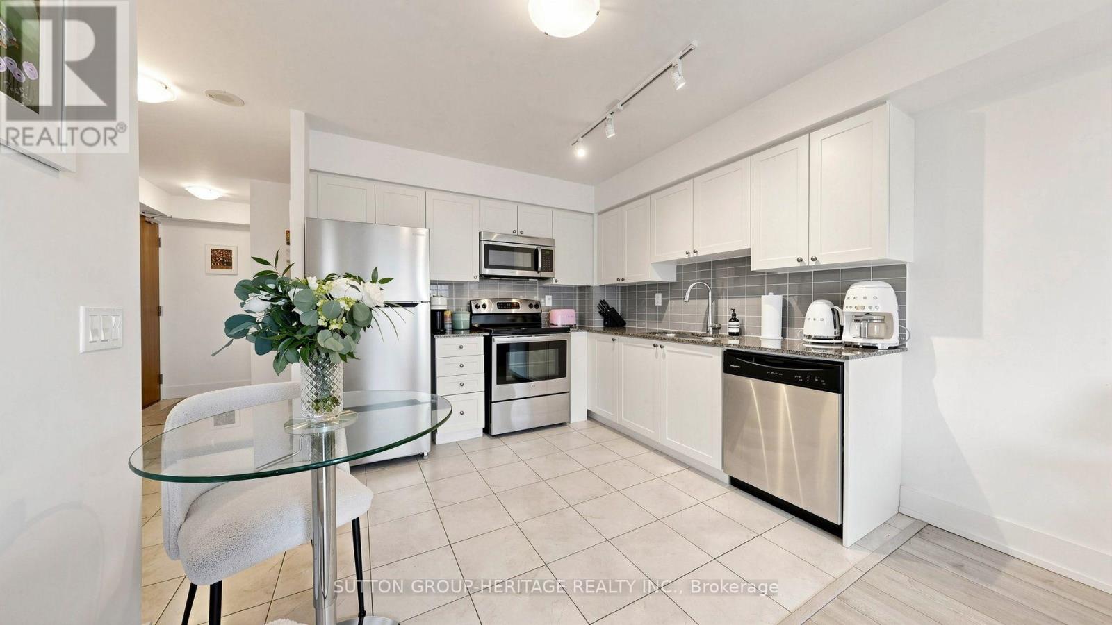 506 - 1215 Bayly Street, Pickering, Ontario  L1W 1L7 - Photo 12 - E13607596
