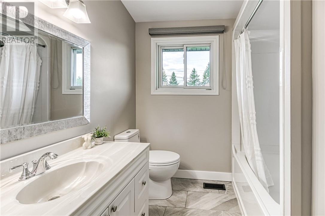 413 Raymond Crescent, Azilda, Ontario  P0M 1B0 - Photo 15 - 2129538