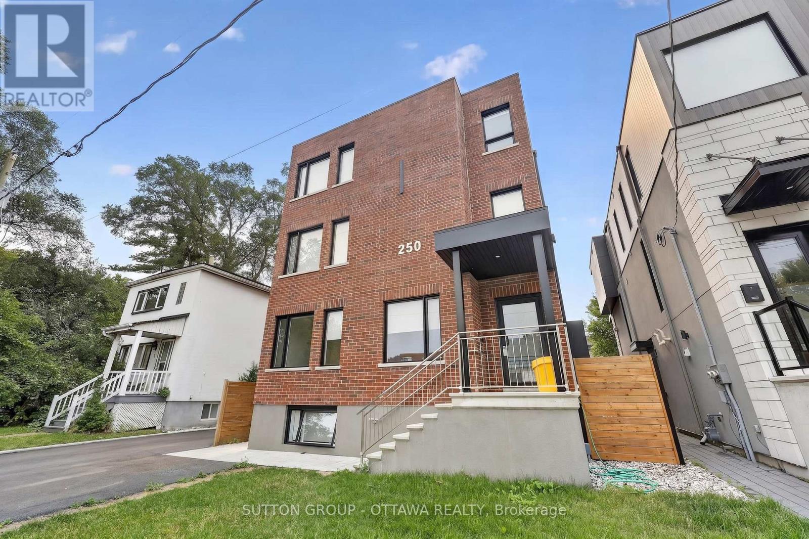 5 - 250 Ferland Street, Ottawa, Ontario  K1L 7T6 - Photo 2 - X13581310