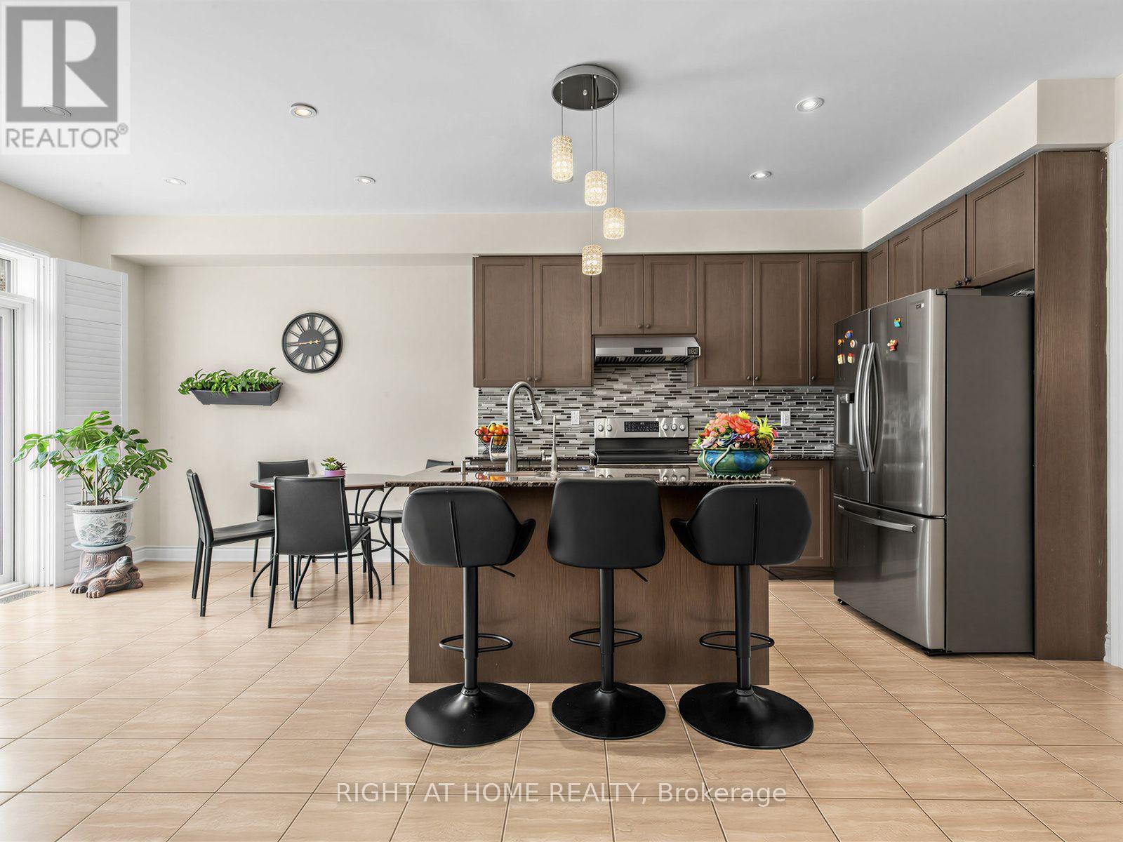 99 Richler Avenue, Vaughan, Ontario  L4H 3Y6 - Photo 12 - N13619884