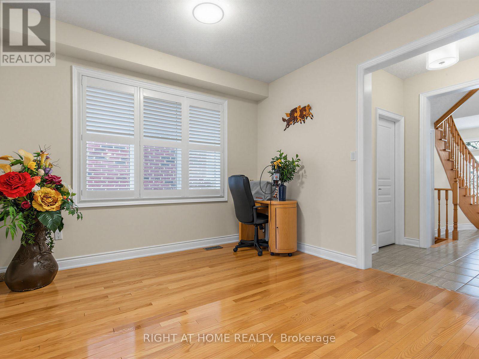99 Richler Avenue, Vaughan, Ontario  L4H 3Y6 - Photo 8 - N13619884