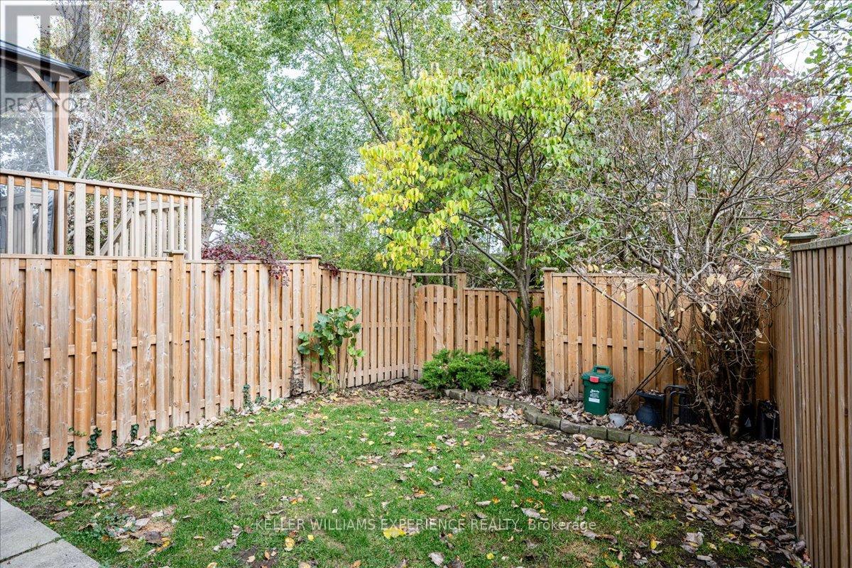 8 - 237 Steel Street, Barrie, Ontario  L4M 2H1 - Photo 29 - S13619918