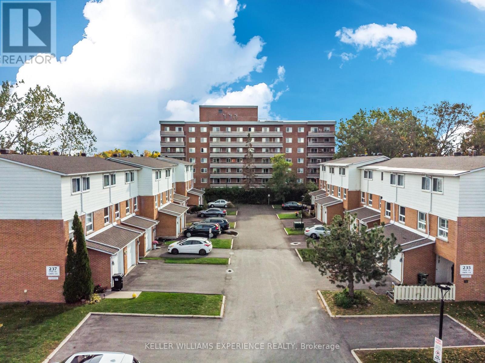 8 - 237 Steel Street, Barrie, Ontario  L4M 2H1 - Photo 5 - S13619918
