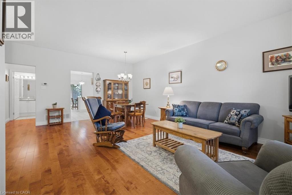 34 Southbrook Drive Unit# 13, Binbrook, Ontario  L0R 1C0 - Photo 4 - 40852165