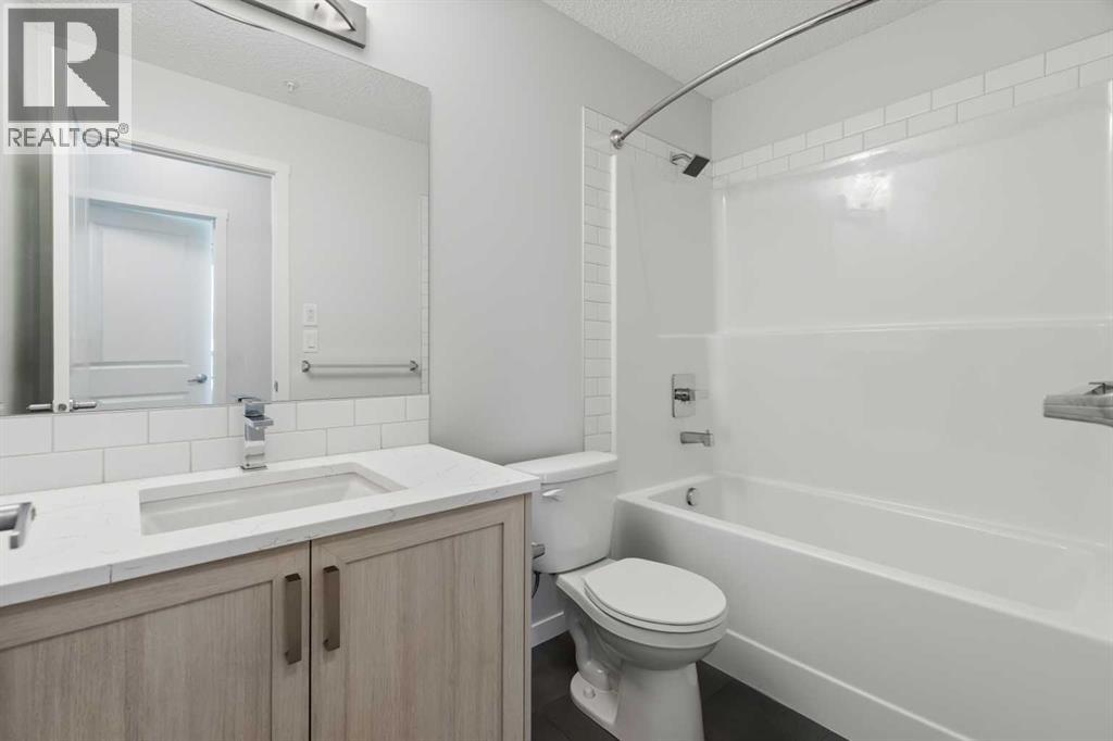 3403, 33 Carringham Gate NW, Calgary, Alberta  T3P 2H6 - Photo 28 - A2308963