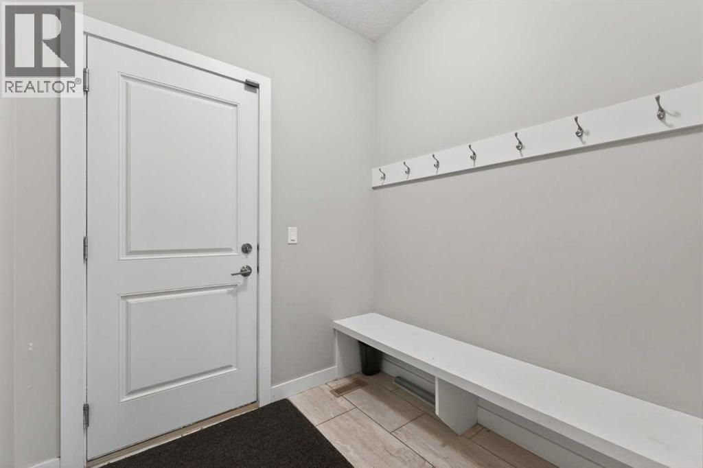 109 Kinniburgh Cove, Chestermere, Alberta  T1X 0Y6 - Photo 22 - A2317356