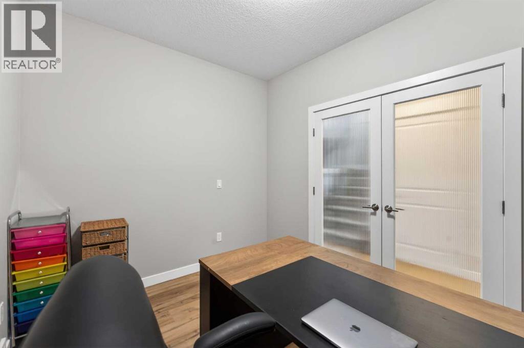 109 Kinniburgh Cove, Chestermere, Alberta  T1X 0Y6 - Photo 9 - A2317356