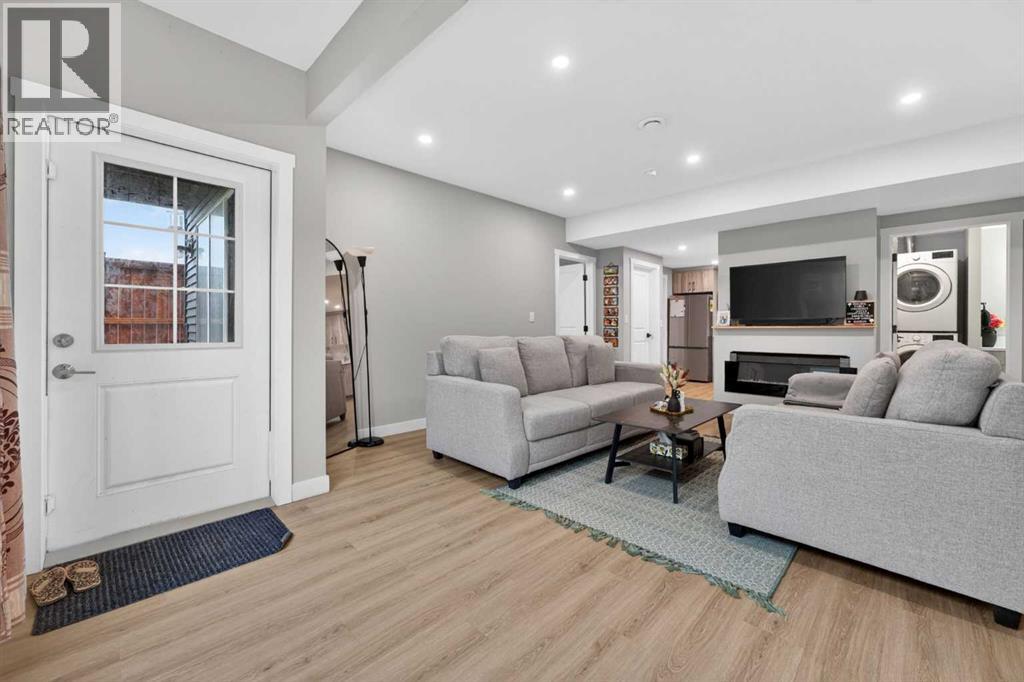 109 Kinniburgh Cove, Chestermere, Alberta  T1X 0Y6 - Photo 44 - A2317356