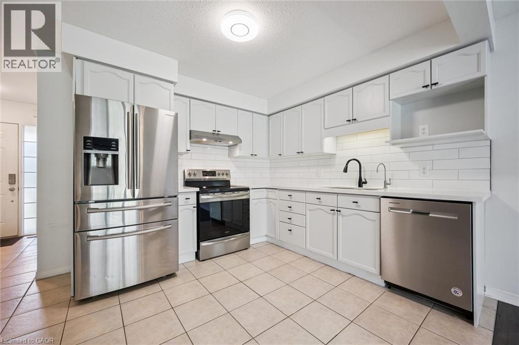 96 Templewood Drive, Kitchener, Ontario  N2R 1Y4 - Photo 9 - 40852051