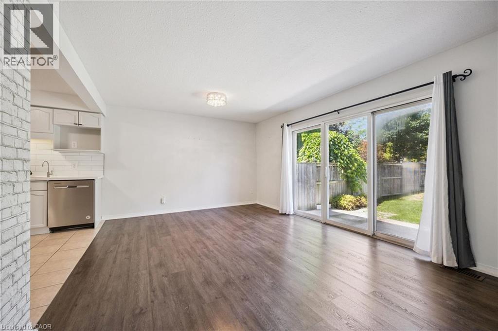 96 Templewood Drive, Kitchener, Ontario  N2R 1Y4 - Photo 16 - 40852051