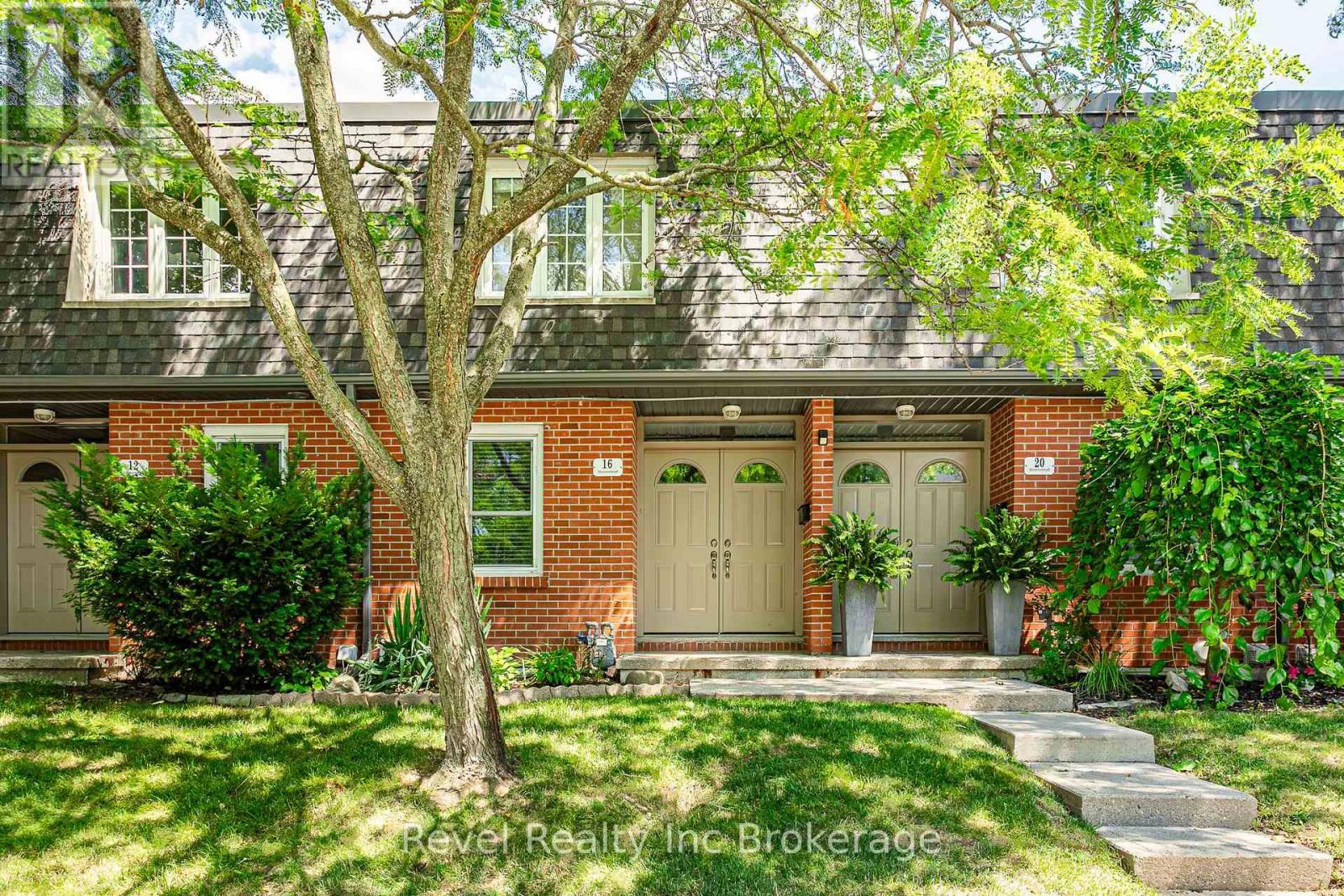 16 HOMESTEAD CRESCENT, London North, Ontario