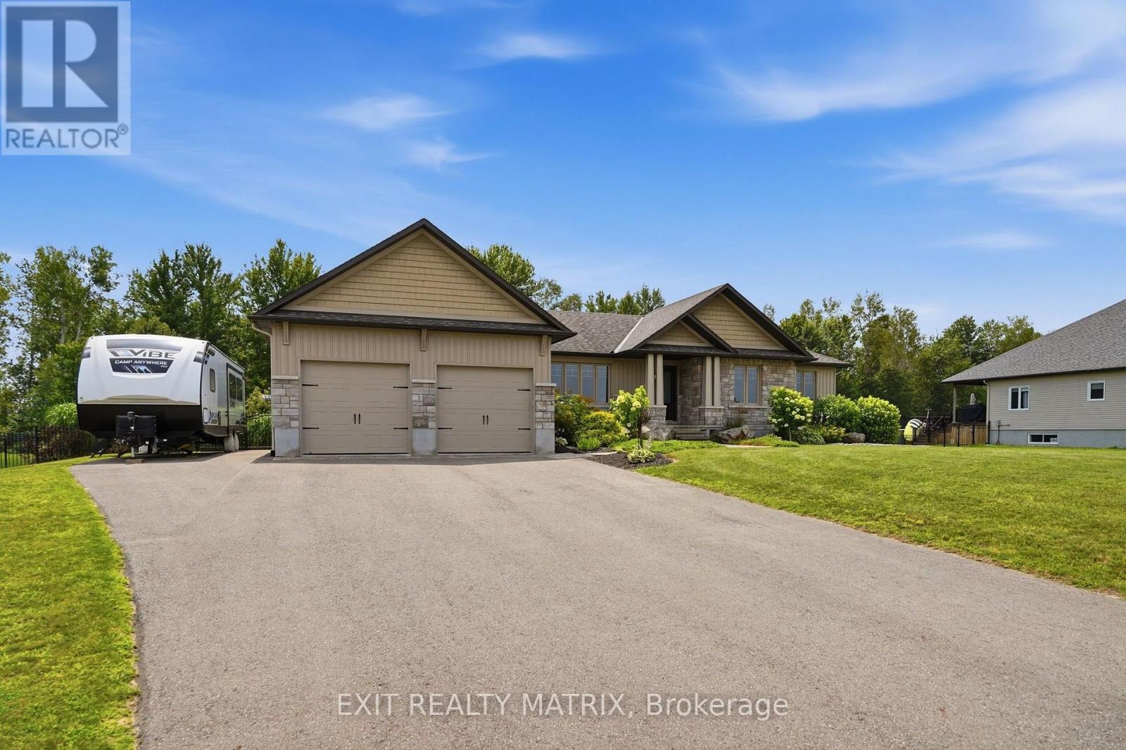 248 Des Violettes Street, Clarence-Rockland, Ontario  K0A 2A0 - Photo 3 - X13620084