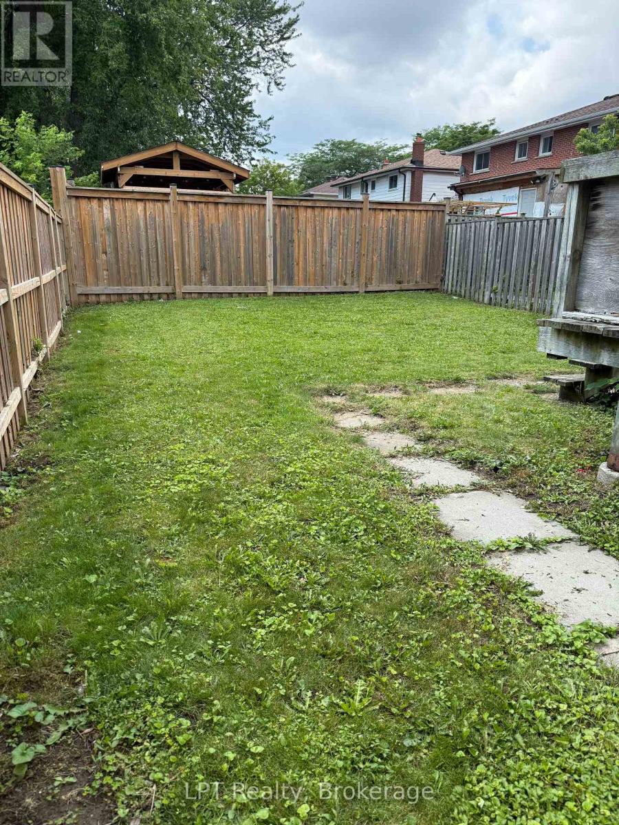 1118 Cedar Street S, Oshawa, Ontario  L1J 3S1 - Photo 5 - E13619988