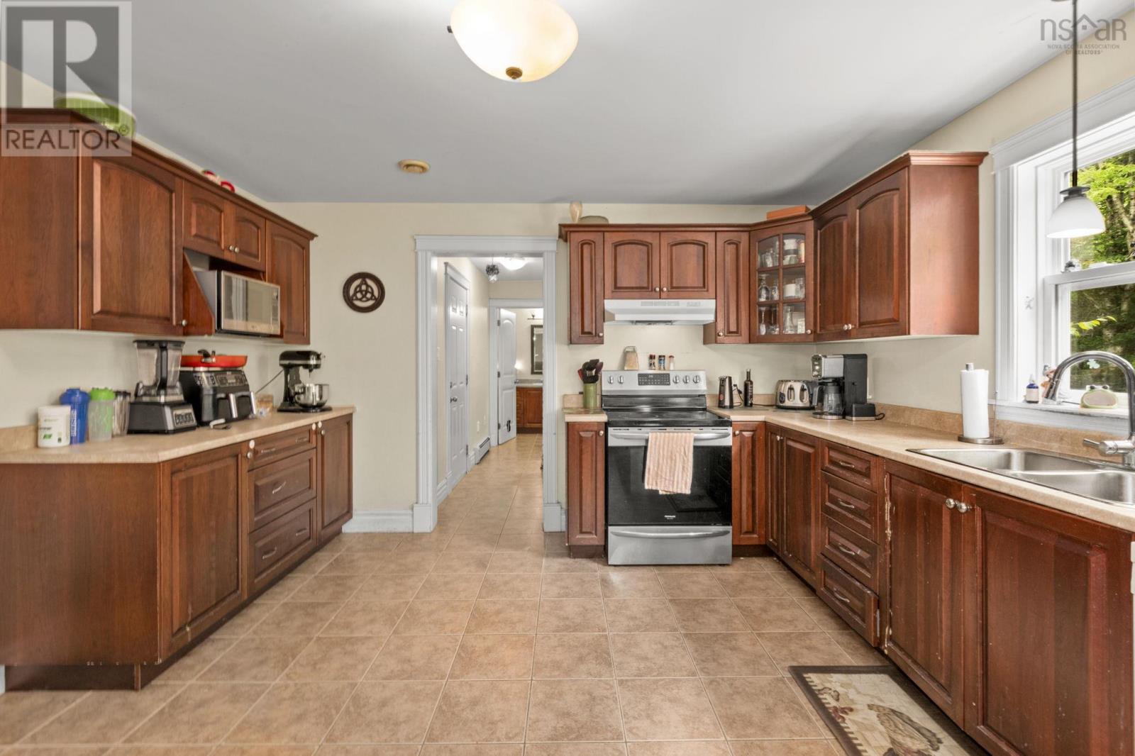 280 Daisywood, Hammonds Plains, Nova Scotia  B4B 0E1 - Photo 6 - 202619064