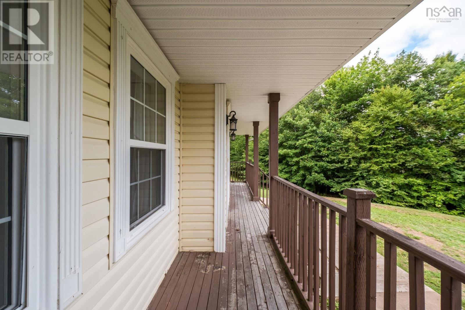 280 Daisywood, Hammonds Plains, Nova Scotia  B4B 0E1 - Photo 35 - 202619064