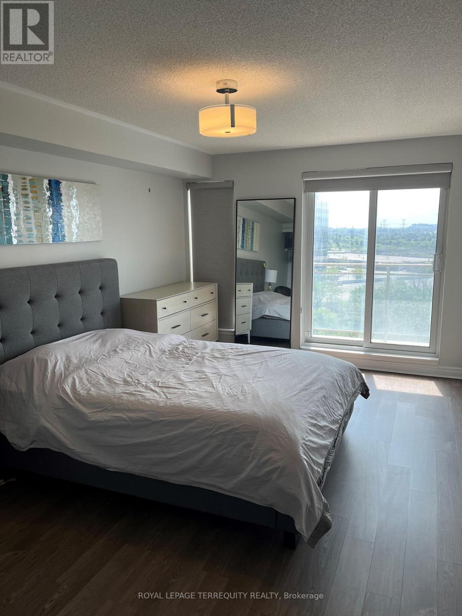 901 - 399 South Park Road, Markham (Commerce Valley), Ontario  L3T 7W6 - Photo 6 - N13620002