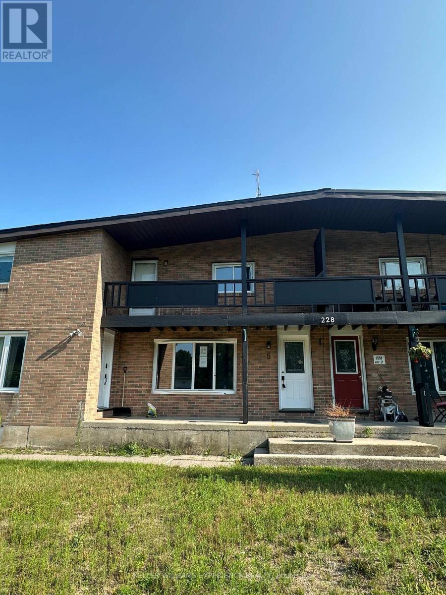 6 - 228 CINDY LANE, Essa, Ontario