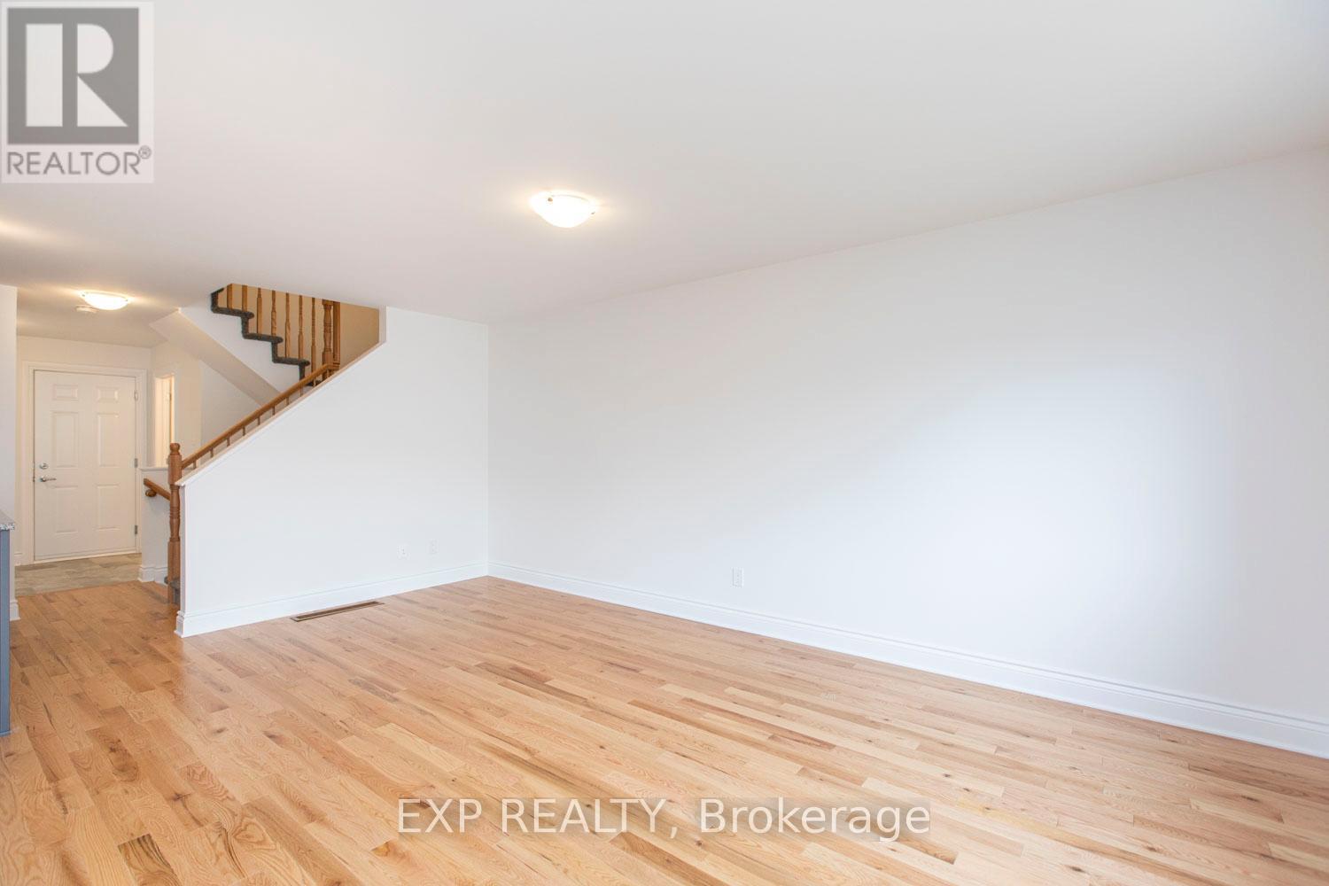208 Dion Avenue, Clarence-Rockland, Ontario  K4K 0M3 - Photo 11 - X13619944