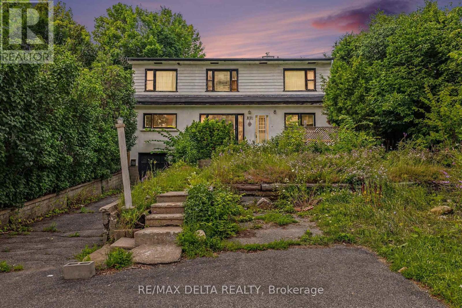 831 MONTREAL ROAD, Ottawa, Ontario
