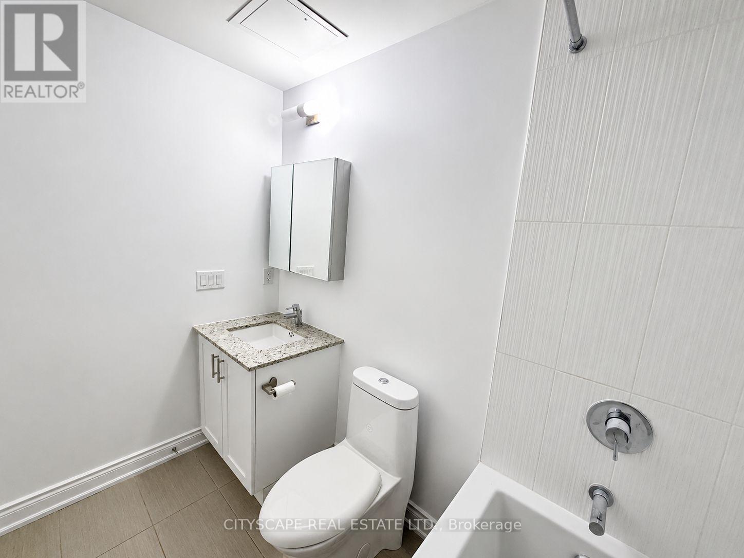 1003 - 9618 Yonge Street, Richmond Hill, Ontario  L4C 0X5 - Photo 27 - N13619364