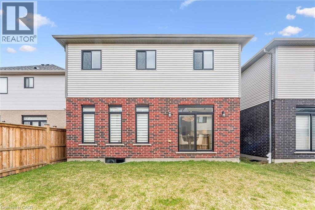 628 Florencedale Crescent, Kitchener, Ontario  N2R 0N4 - Photo 38 - 40842246