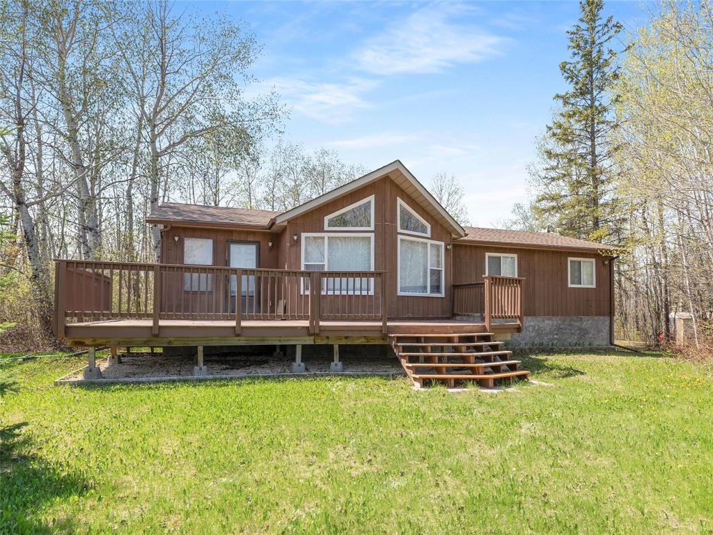 21 Black Bear Crescent, Lac Du Bonnet Rm, Manitoba  R0E 1A0 - Photo 0 - 202618914