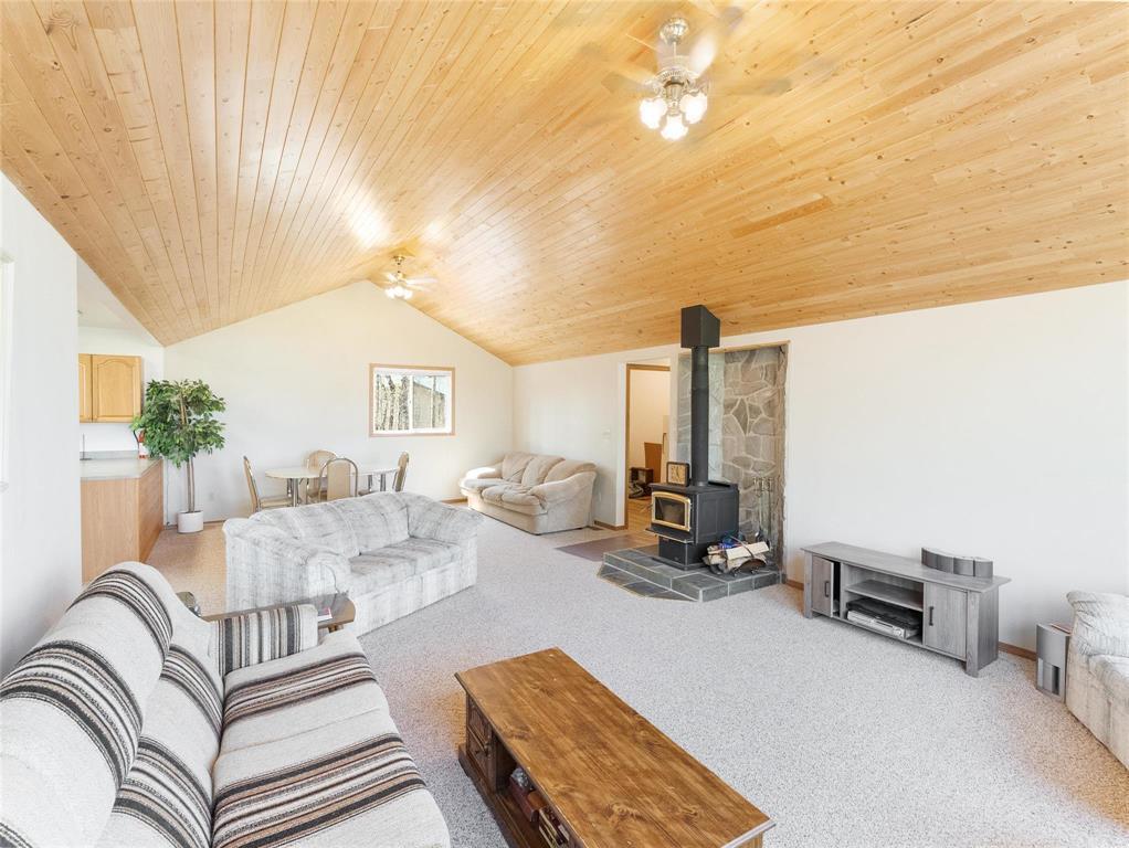 21 Black Bear Crescent, Lac Du Bonnet Rm, Manitoba  R0E 1A0 - Photo 12 - 202618914