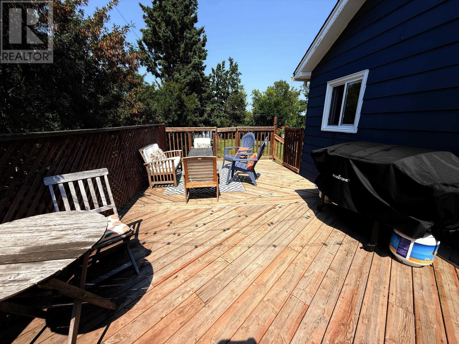36 Robert St, Sioux Lookout, Ontario  P8T 1C8 - Photo 17 - TB2602162