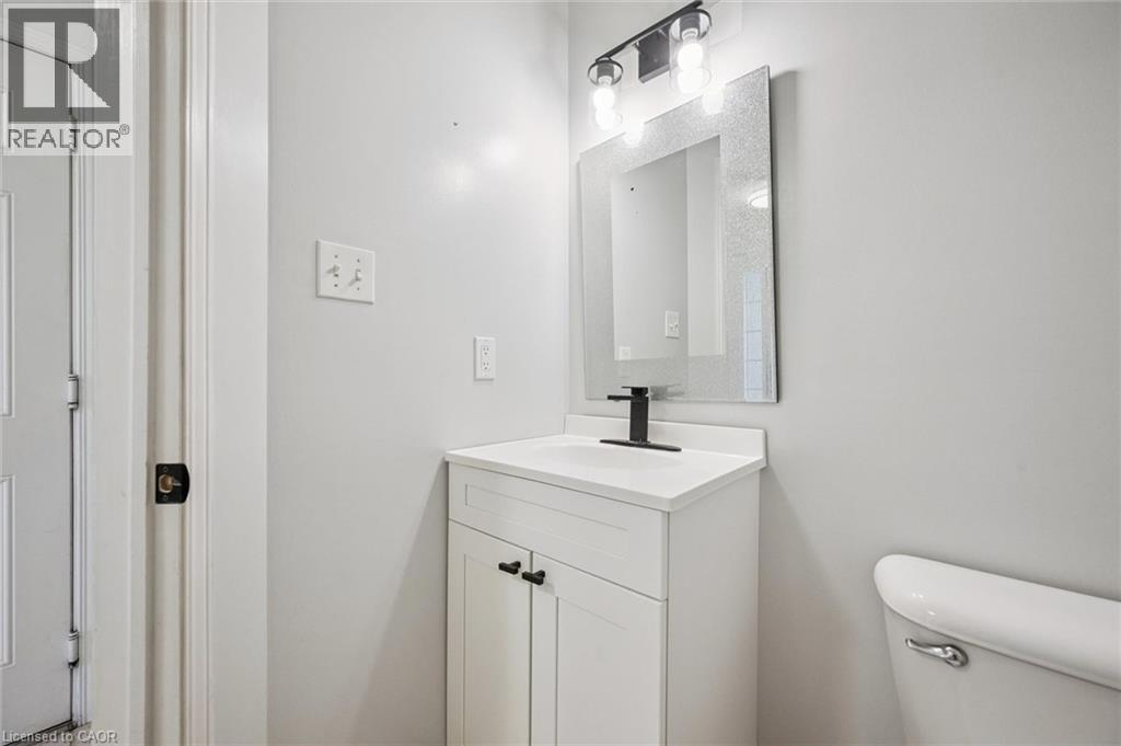 96 Templewood Drive, Kitchener, Ontario  N2R 1Y4 - Photo 8 - 40852051