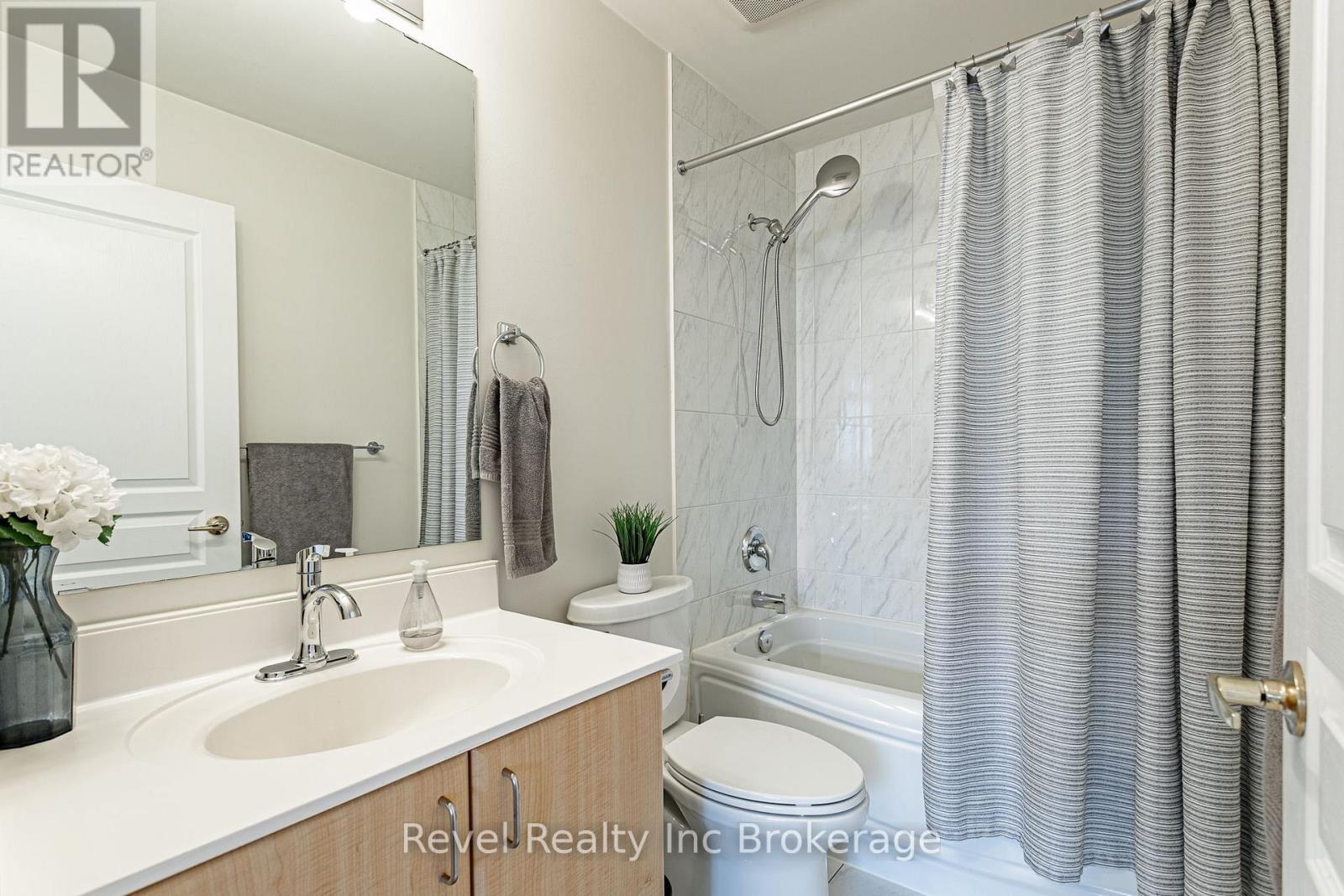 515 - 80 Port Street E, Mississauga, Ontario  L5G 4V6 - Photo 7 - W13620240