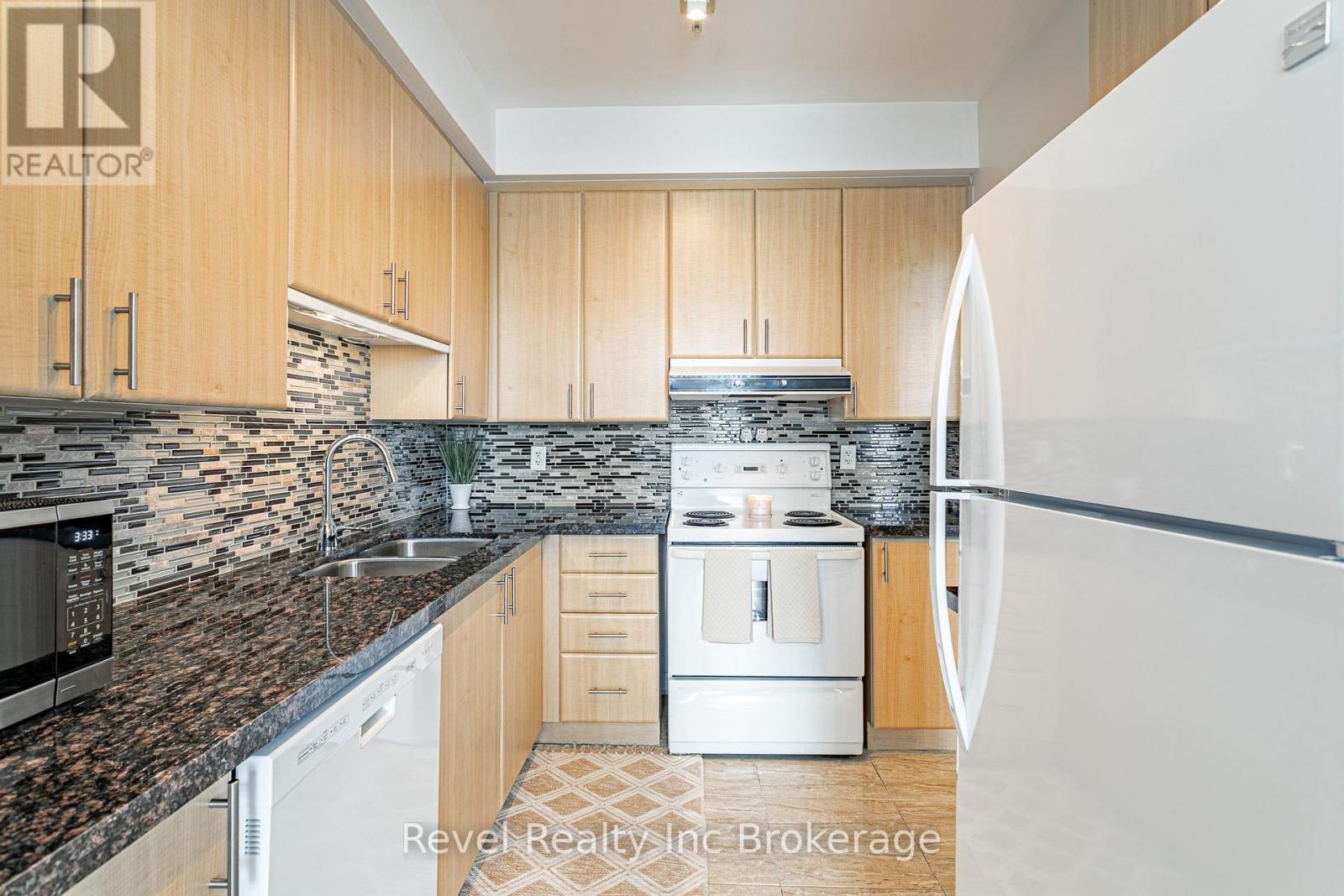 515 - 80 Port Street E, Mississauga, Ontario  L5G 4V6 - Photo 9 - W13620240