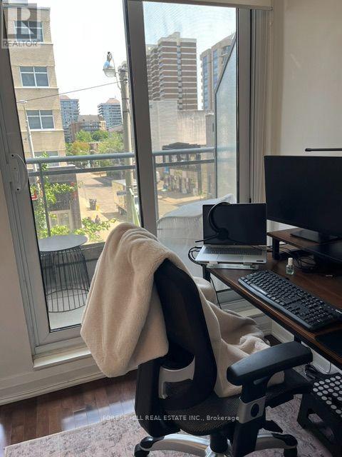 203 - 1430 YONGE STREET Toronto (Yonge-St. Clair), ON M4T 1Y6