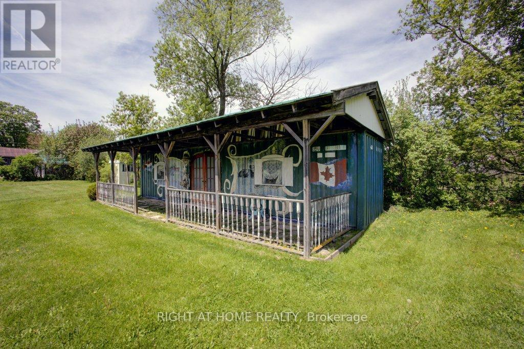 402 Lambton Street E, West Grey, Ontario  N0G 1R0 - Photo 37 - X13166452