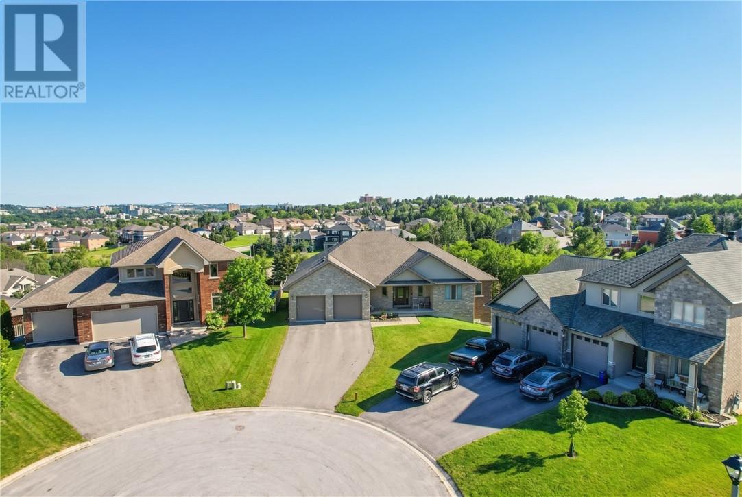 3 Columba Terrace, Sudbury, Ontario  P3E 0B3 - Photo 3 - 2129229