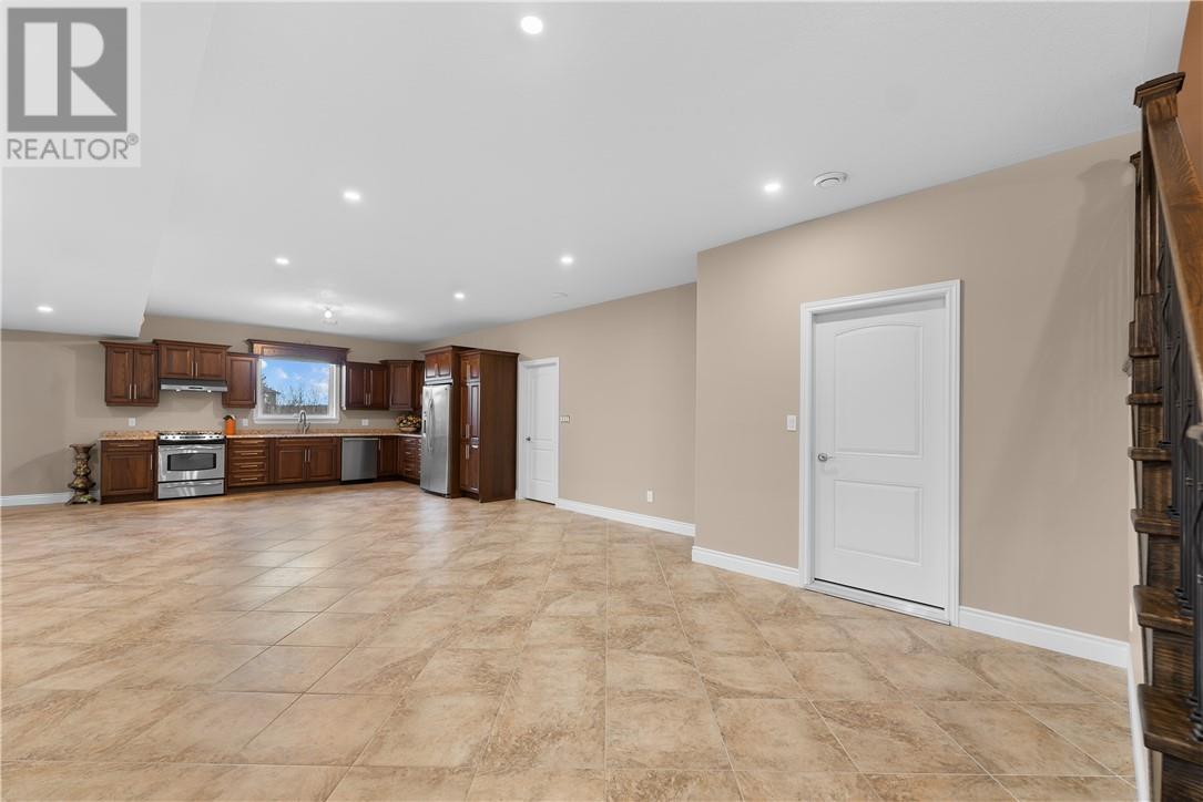 3 Columba Terrace, Sudbury, Ontario  P3E 0B3 - Photo 39 - 2129229