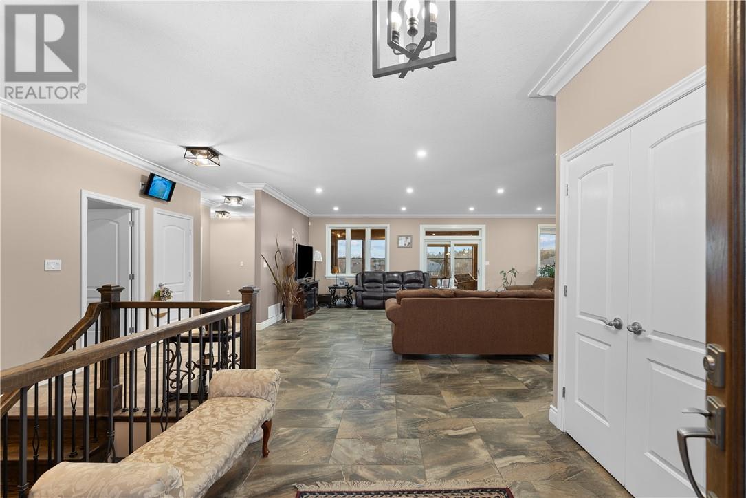 3 Columba Terrace, Sudbury, Ontario  P3E 0B3 - Photo 9 - 2129229